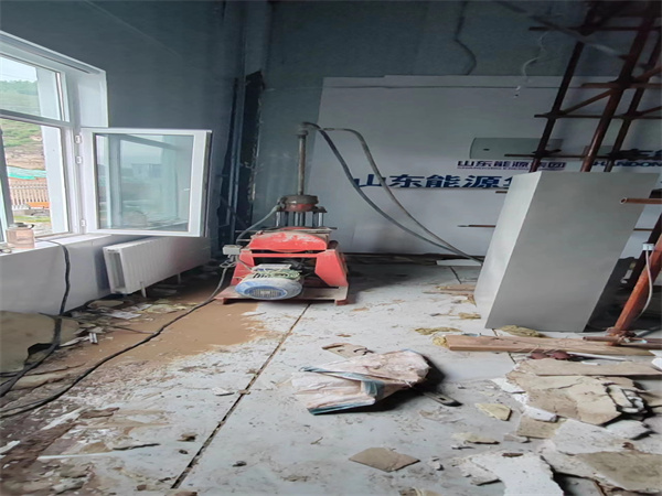 泗水地基基础下沉墙体裂缝加固注浆顶升施工