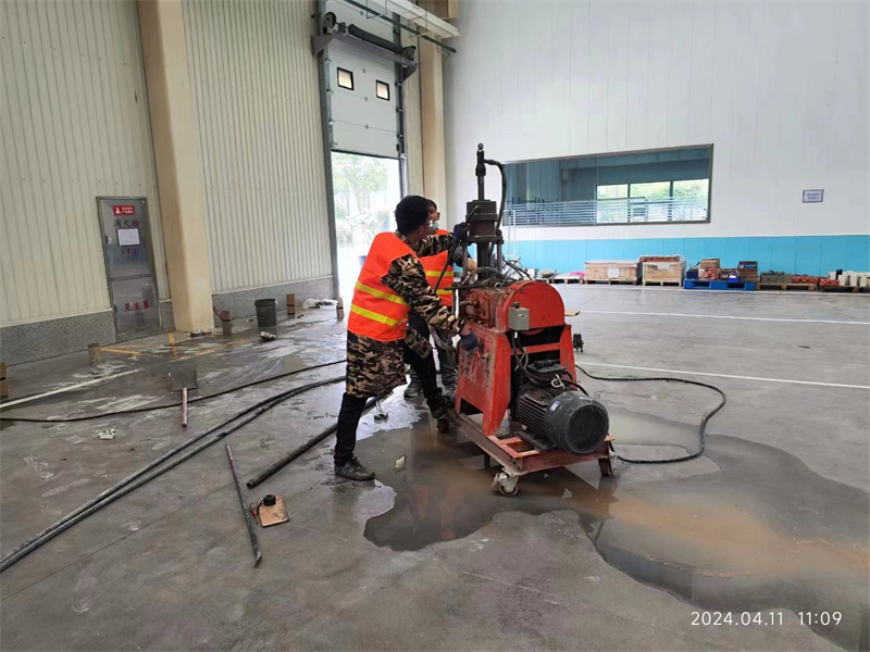 泗水厂房地面下沉塌陷注浆加固施工